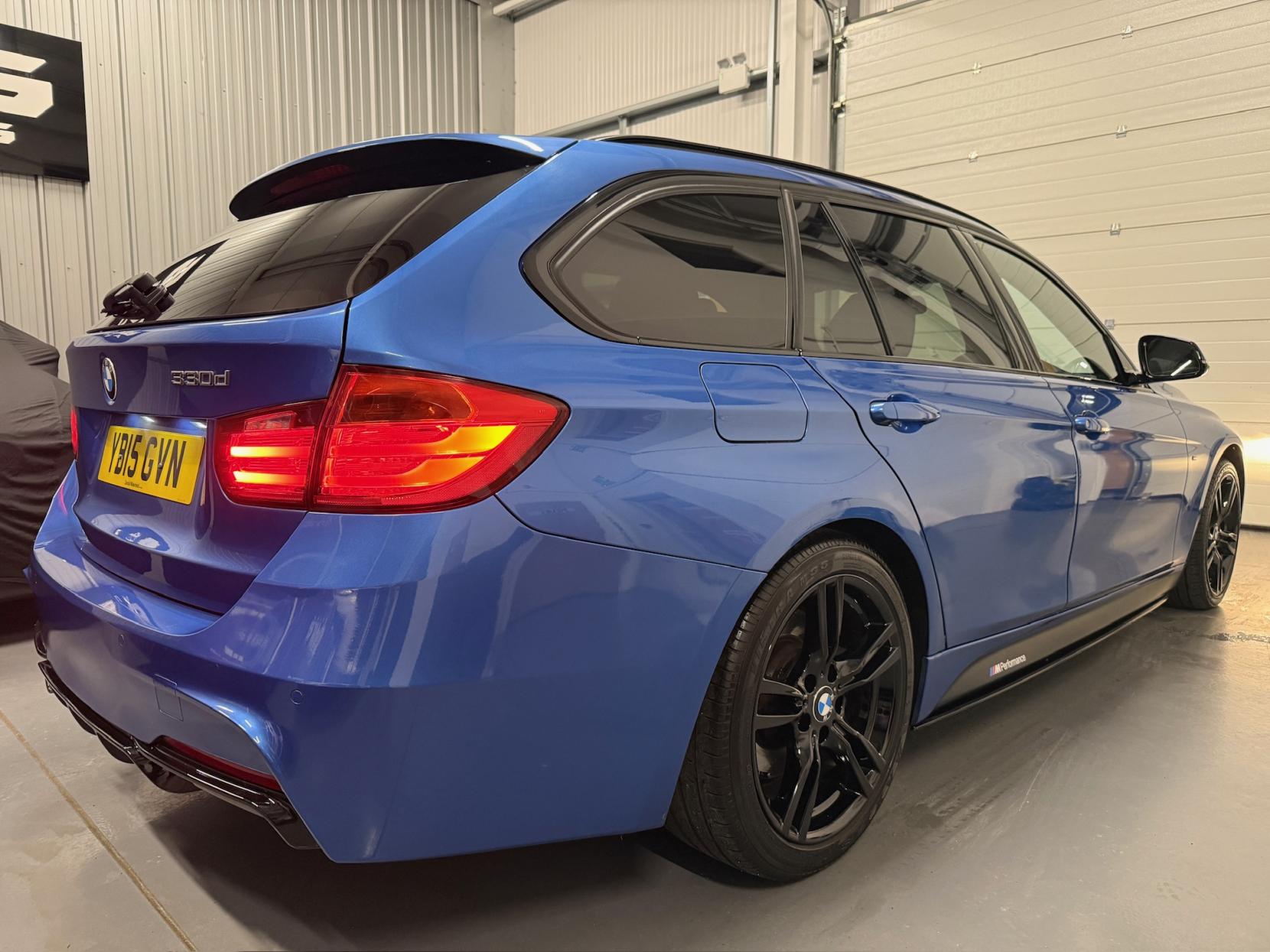 BMW 3 Series 3.0 330d BluePerformance M Sport Touring 5dr Diesel Auto Euro 6 (s/s) (258 ps)