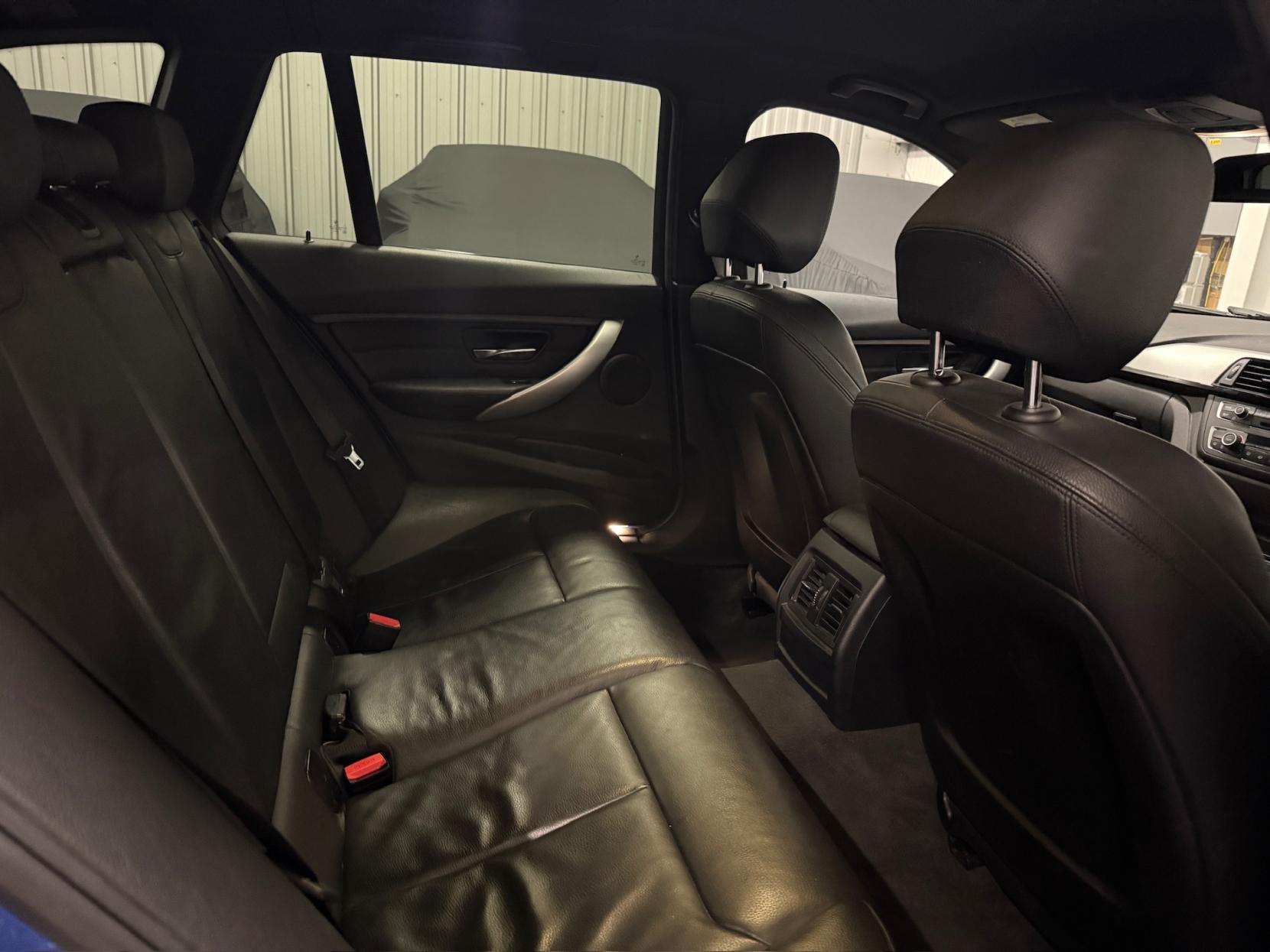 BMW 3 Series 3.0 330d BluePerformance M Sport Touring 5dr Diesel Auto Euro 6 (s/s) (258 ps)