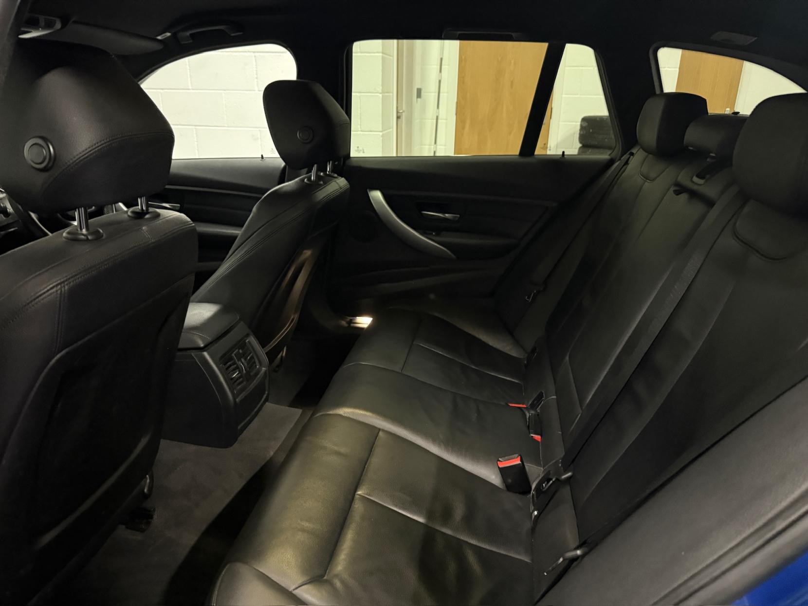 BMW 3 Series 3.0 330d BluePerformance M Sport Touring 5dr Diesel Auto Euro 6 (s/s) (258 ps)