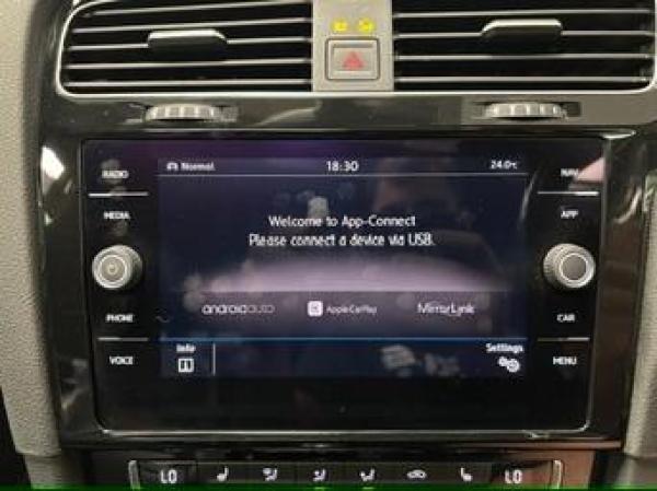 Volkswagen Golf 2.0 TSI BlueMotion Tech R Hatchback 5dr Petrol DSG 4Motion Euro 6 (s/s) (310 ps)