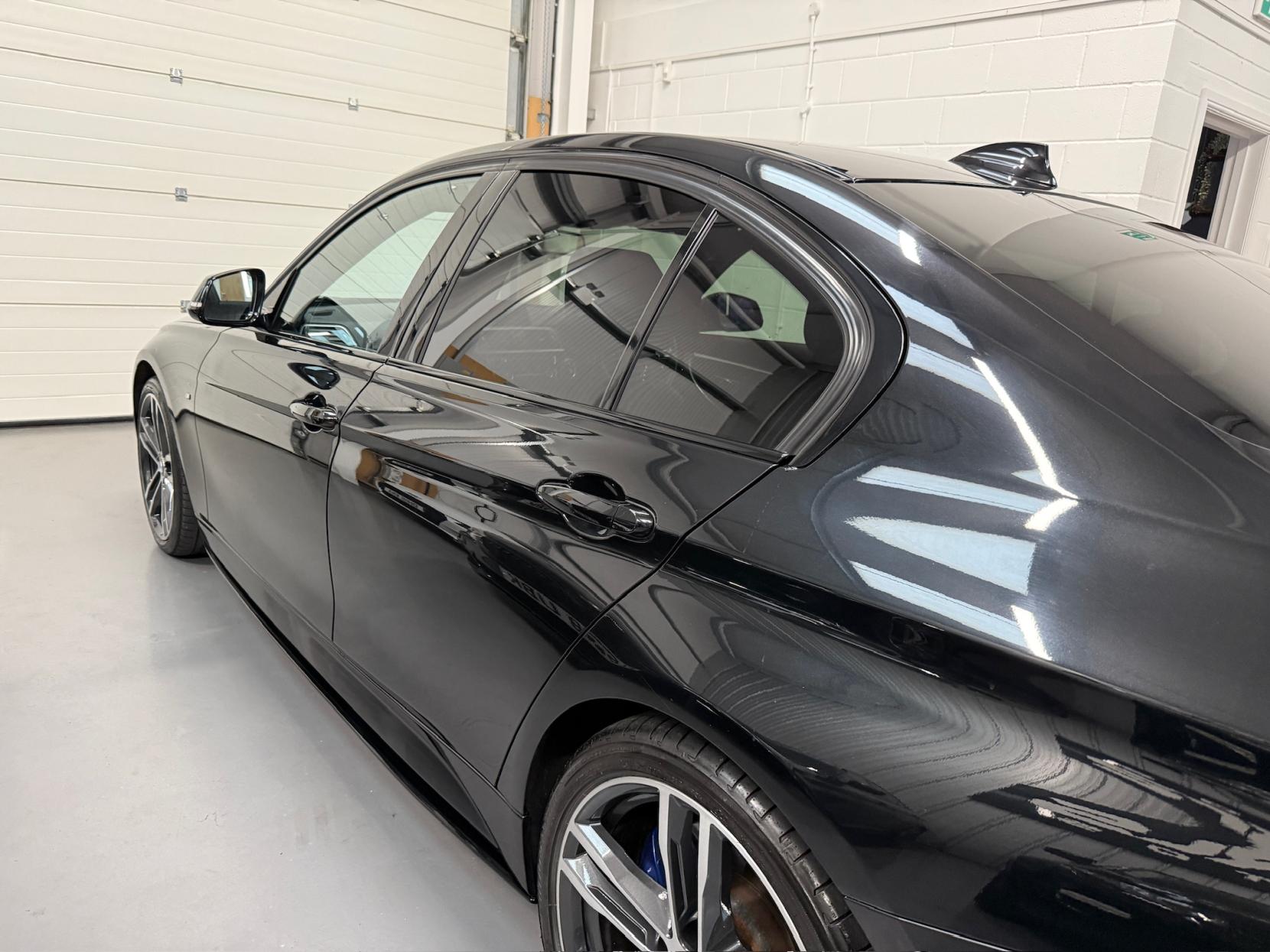 BMW 3 Series 2.0 320d M Sport Shadow Edition Saloon 4dr Diesel Auto Euro 6 (s/s) (190 ps)