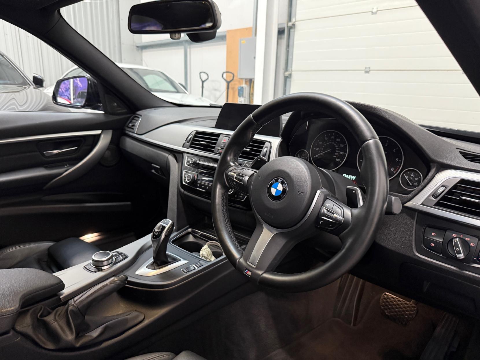 BMW 3 Series 2.0 320d M Sport Shadow Edition Saloon 4dr Diesel Auto Euro 6 (s/s) (190 ps)